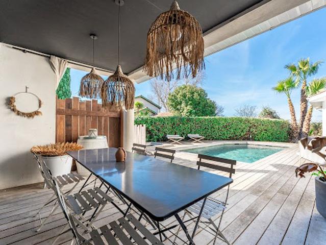 Vente Maison 11 pièces 240 m2 Baillargues