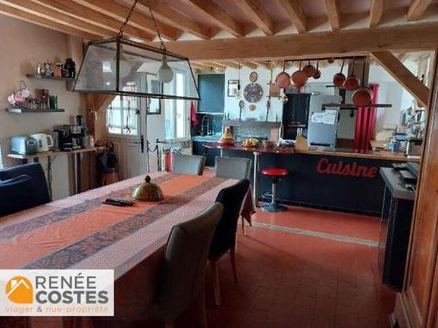 Vente Maison 11 pièces 240 m2 Champcevrais