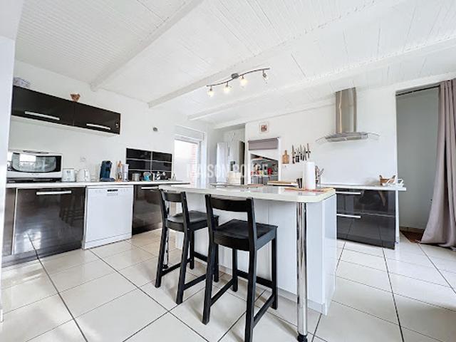 Vente Maison 11 pièces 240 m2 Saint Benoît des Ondes