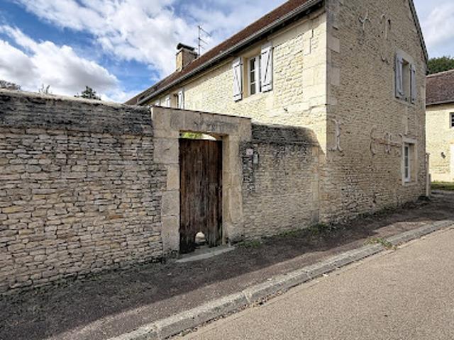 Vente Maison 11 pièces 244.3 m2 Mézidon Vallée d'Auge