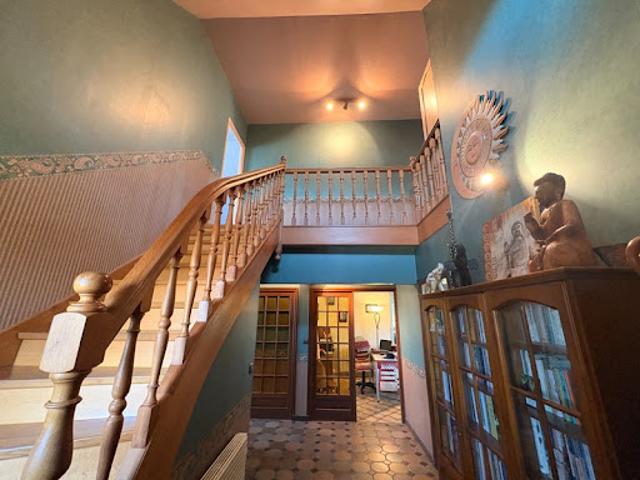 Vente Maison 11 pièces 248 m2 Ennevelin