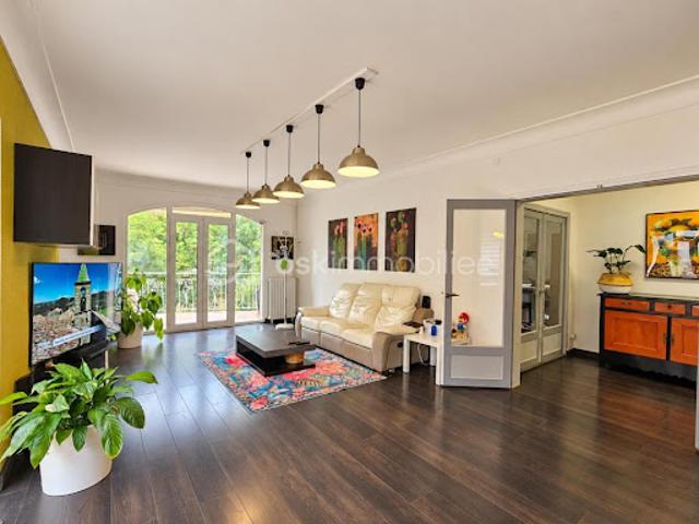 Vente Maison 11 pièces 253 m2 Axat