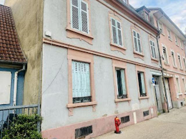 Vente Maison 11 pièces 253 m2 Bourtzwiller