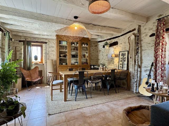 Vente Maison 11 pièces 250 m2 Cajarc