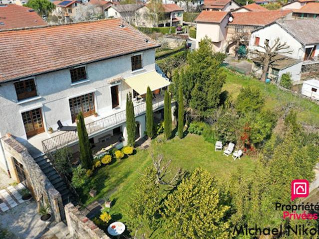 Vente Maison 11 pièces 254 m2 Condrieu