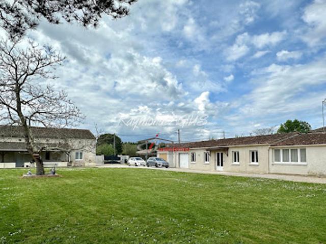 Vente Maison 11 pièces 263 m2 Gardonne