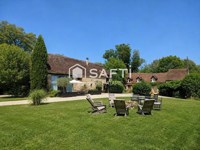 Vente Maison 11 pièces 260 m2 Saint Projet
