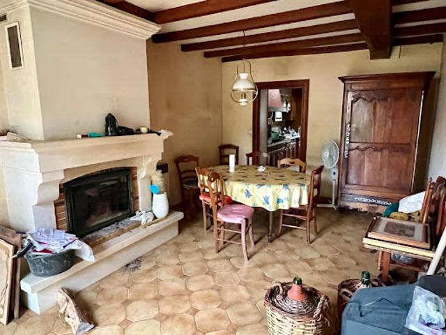 Vente Maison 11 pièces 262 m2 Saint Loup