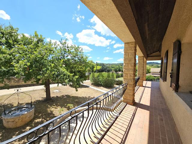 Vente Maison 11 pièces 267 m2 Bagnols sur ceze