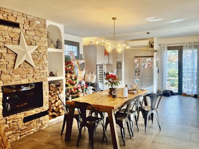 Vente Maison 11 pièces 267 m2 Septemes les vallons