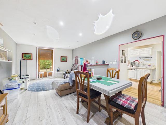 Vente Maison 11 pièces 264.62 m2 Faverney