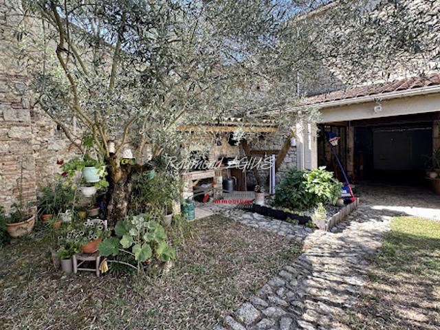 Vente Maison 11 pièces 265 m2 Saint Méard de Gurçon