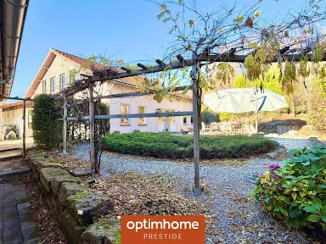 Vente Maison 11 pièces 268 m2 Champdray