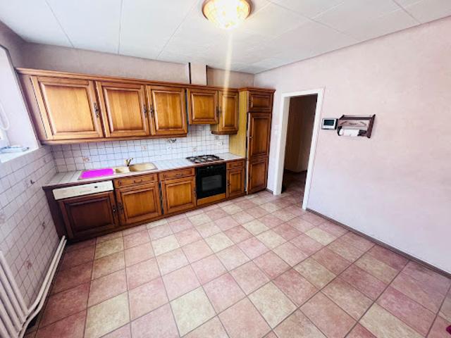 Vente Maison 11 pièces 268 m2 Etzling