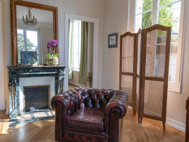 Vente Maison 11 pièces 273 m2 Lisieux