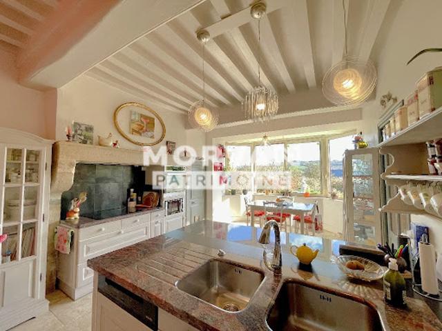 Vente Propriété 9 pièces 273 m2 Sermages