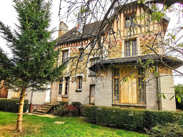 Vente Maison 11 pièces 270 m2 Forges les Eaux