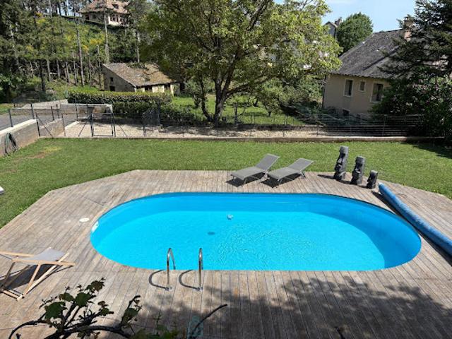 Vente Maison 11 pièces 274 m2 Marvejols