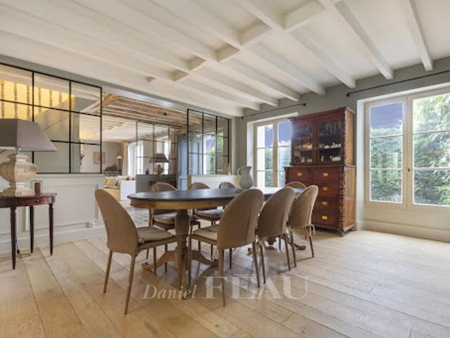 Vente Maison 11 pièces 275 m2 Guyancourt