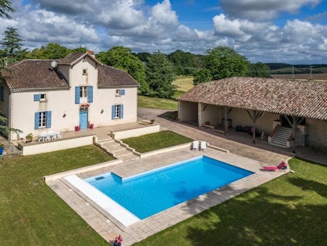 Vente Maison 11 pièces 279 m2 Clermont Soubiran