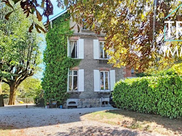 Vente Maison 11 pièces 283.65 m2 Renage