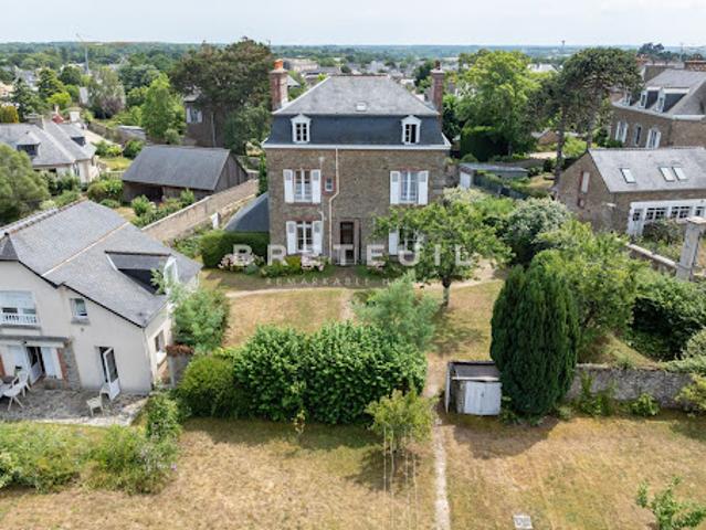 Vente Maison 11 pièces 283 m2 Saint Briac sur Mer