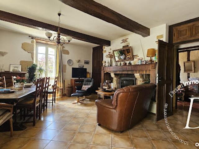 Vente Maison 11 pièces 280 m2 Castelnau Magnoac