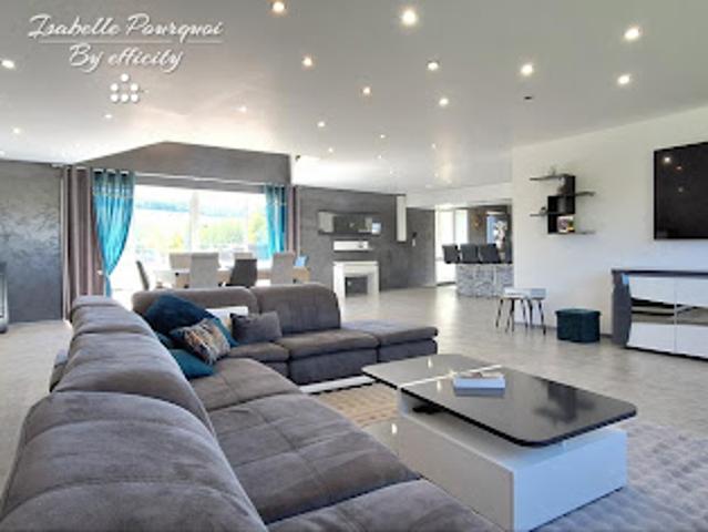 Vente Maison 11 pièces 280 m2 Saint eugene