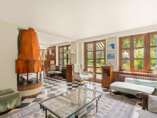 Vente Maison 11 pièces 281 m2 Charbonnières les Bains