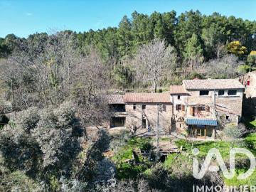 Vente Maison 11 pièces 282 m2 Les Salelles