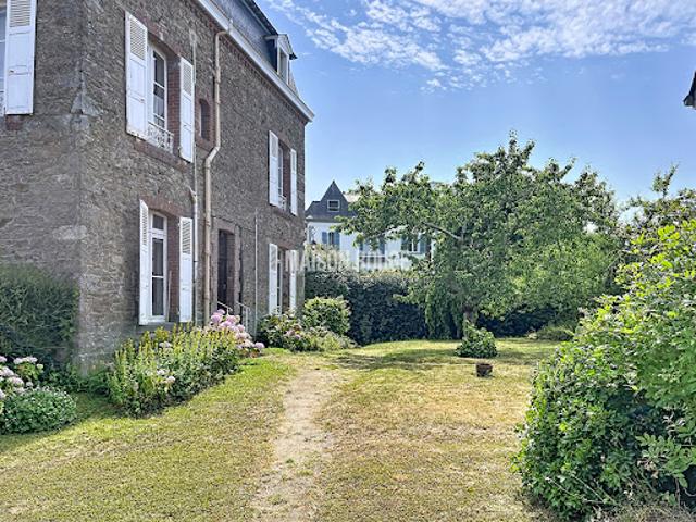 Vente Maison 11 pièces 282 m2 Saint Briac sur Mer