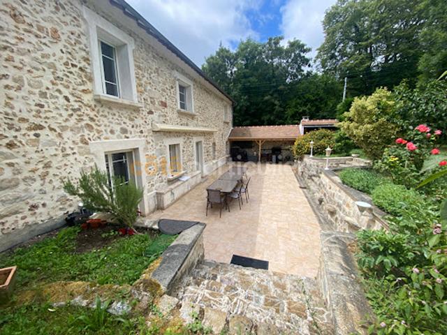 Vente Maison 11 pièces 290 m2 Bruyeres le chatel