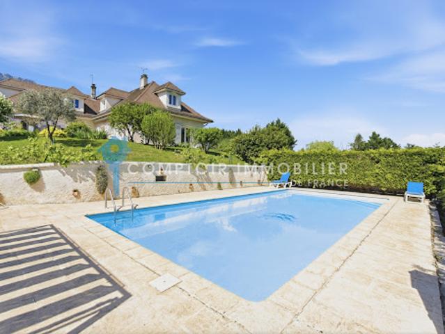 Vente Maison 11 pièces 290 m2 Meylan