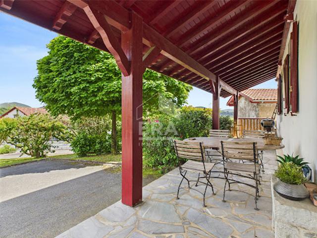 Vente Maison 11 pièces 292 m2 Hasparren