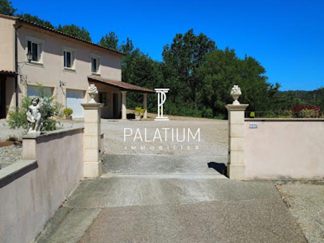 Vente Maison 11 pièces 297 m2 Gréoux les Bains