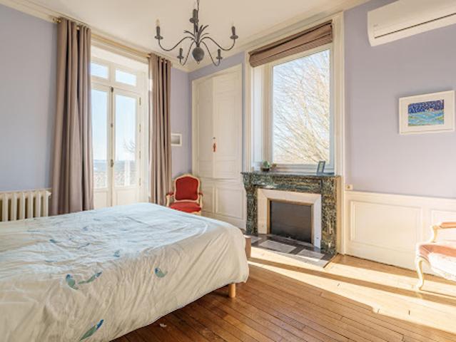 Vente Maison 11 pièces 295 m2 Chaumont