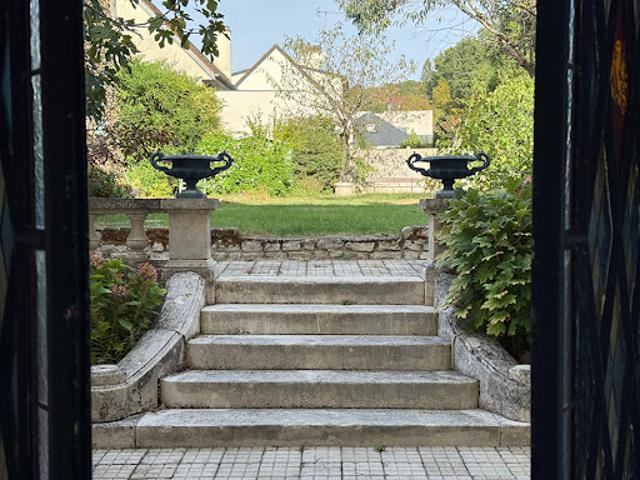 Vente Maison 11 pièces 299 m2 Verrieres le buisson