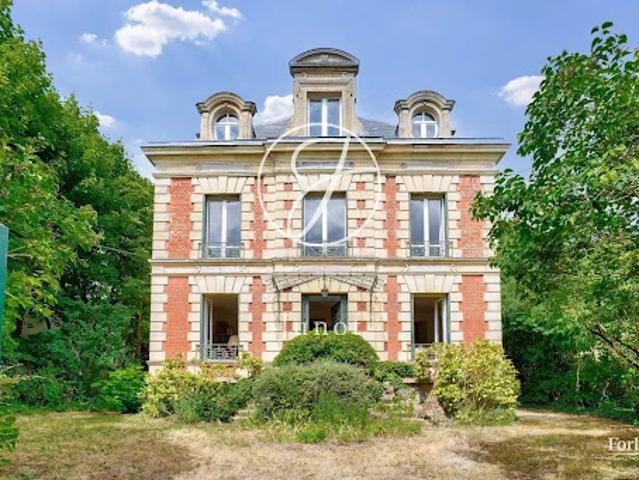 Vente Maison 11 pièces 204.88 m2 Chatou