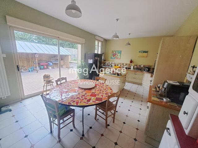 Vente Maison 11 pièces 217 m2 Saint Riquier