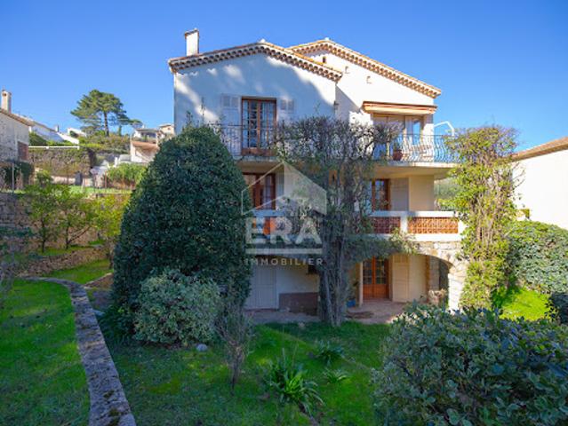 Vente Maison 11 pièces 216 m2 Mandelieu la Napoule