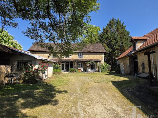 Vente Maison 11 pièces 218 m2 Corgnac sur l'Isle