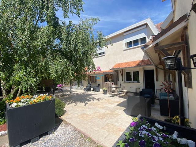 Vente Maison 11 pièces 219 m2 Arras