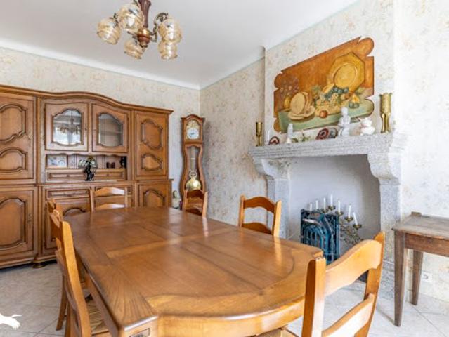 Vente Maison 11 pièces 223 m2 Sardent