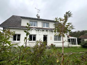 Vente Maison 11 pièces 221 m2 Dangé Saint Romain