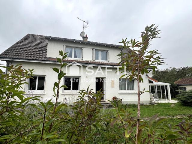 Vente Maison 11 pièces 221 m2 Dangé Saint Romain