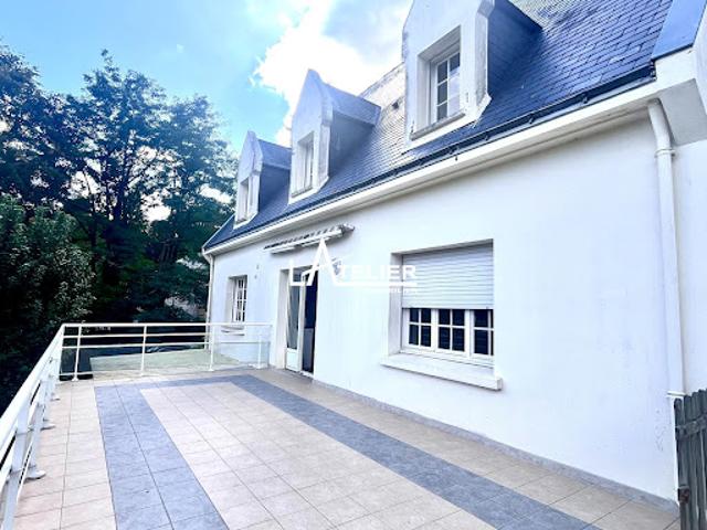 Vente Maison 11 pièces 224 m2 Sautron