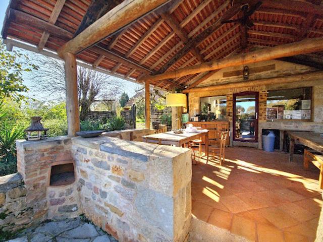 Vente Maison 11 pièces 230 m2 Caylus