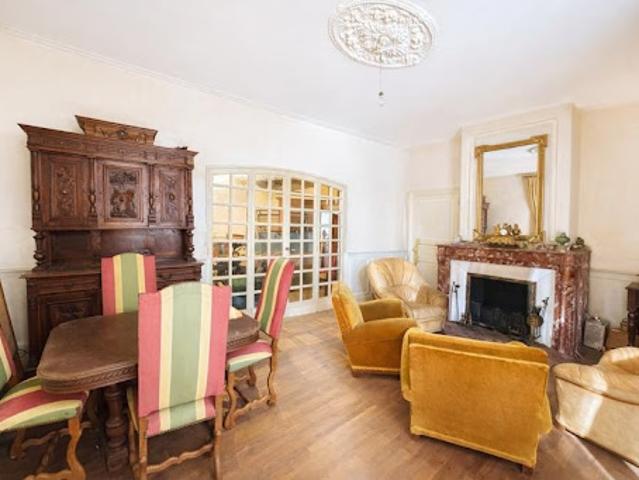Vente Maison 11 pièces 230 m2 Mielan