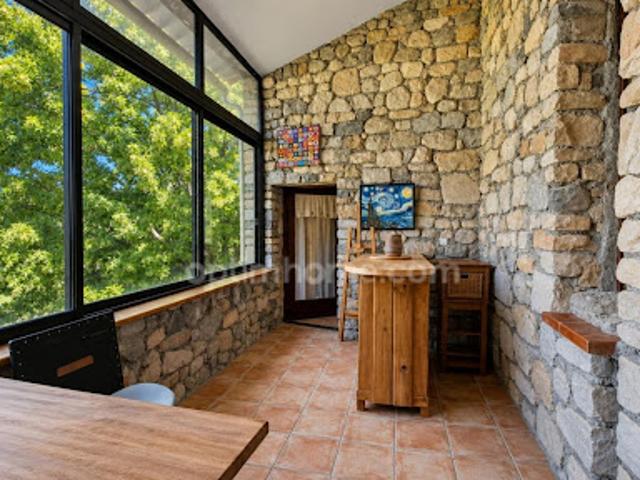 Vente Maison 11 pièces 237 m2 Mezel
