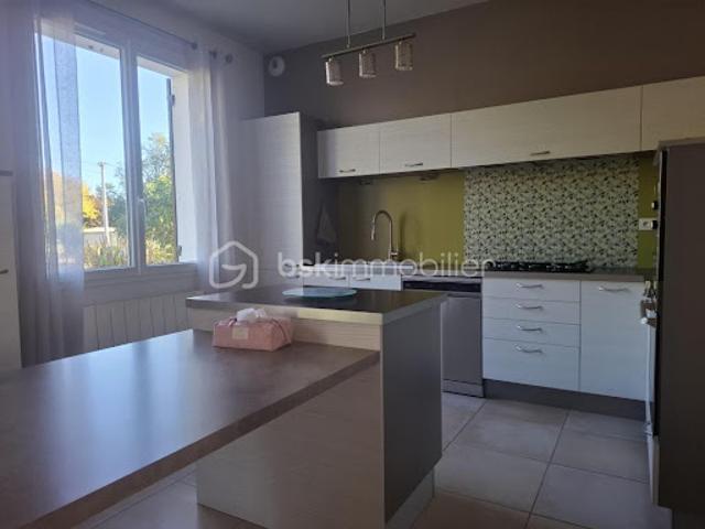 Vente Maison 11 pièces 237 m2 Saint Pey de Castets